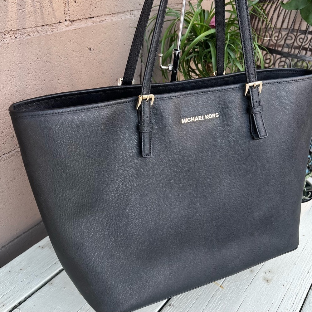 Michael Kors Jetset Authentic Black shoulder Sofiano Leather Women’s Tote Bag - Picture 6 of 15